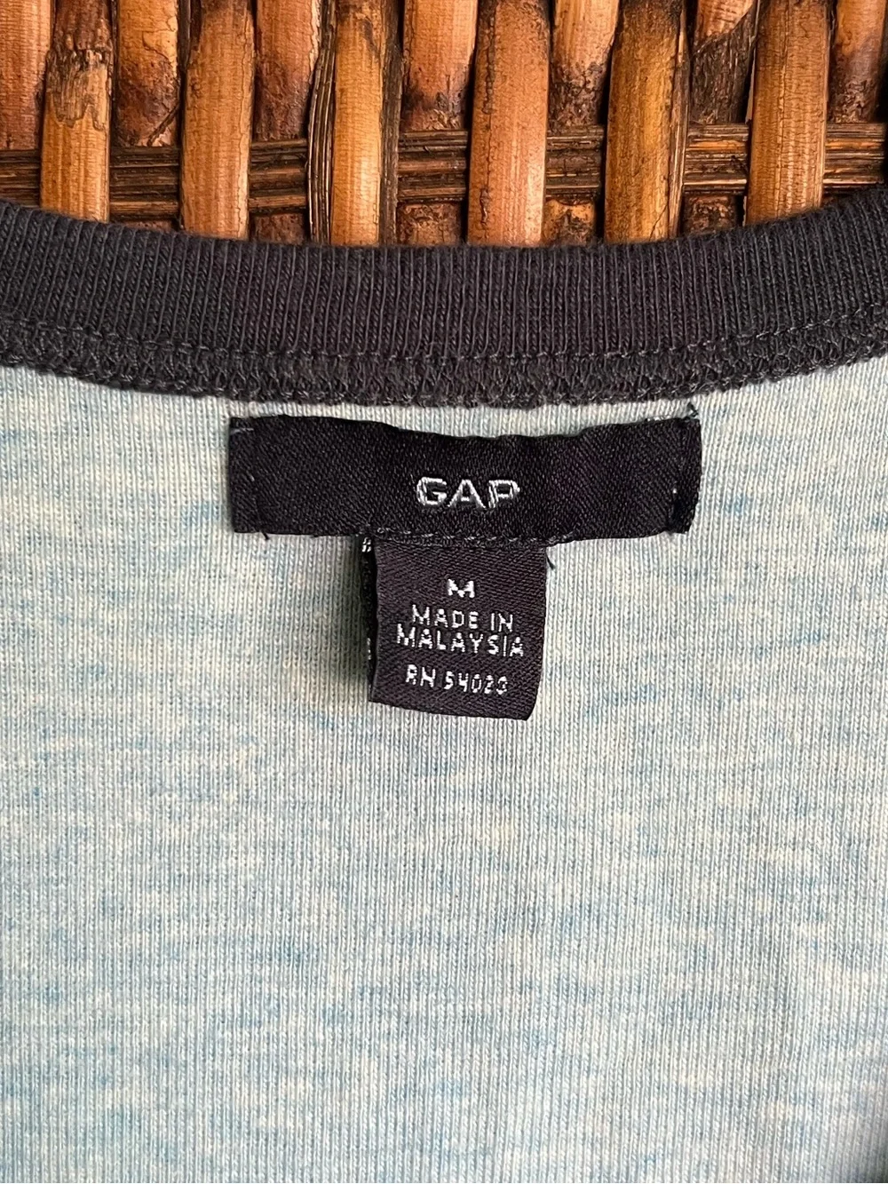 M 04 Gap Ringer Tanktop - Picture 3 of 4